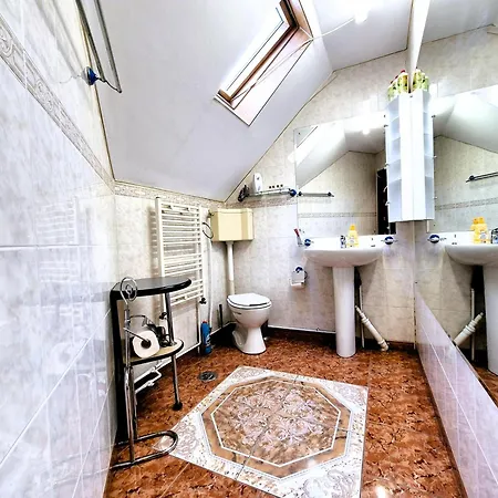 Skylight - The Breakroom * Boekarest