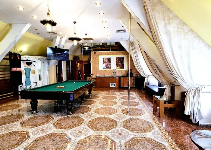 Apartment Skylight - The Breakroom